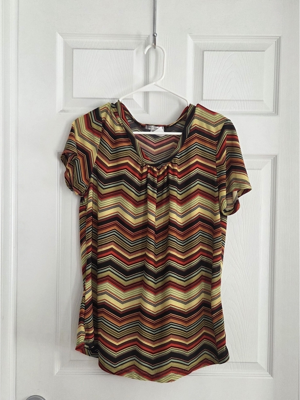 Emily Stacy XL Chevron Pattern Short Sleeve Blouse